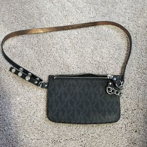 Michael Kors Belt Bag/Cross Body Bag, like new condition $30